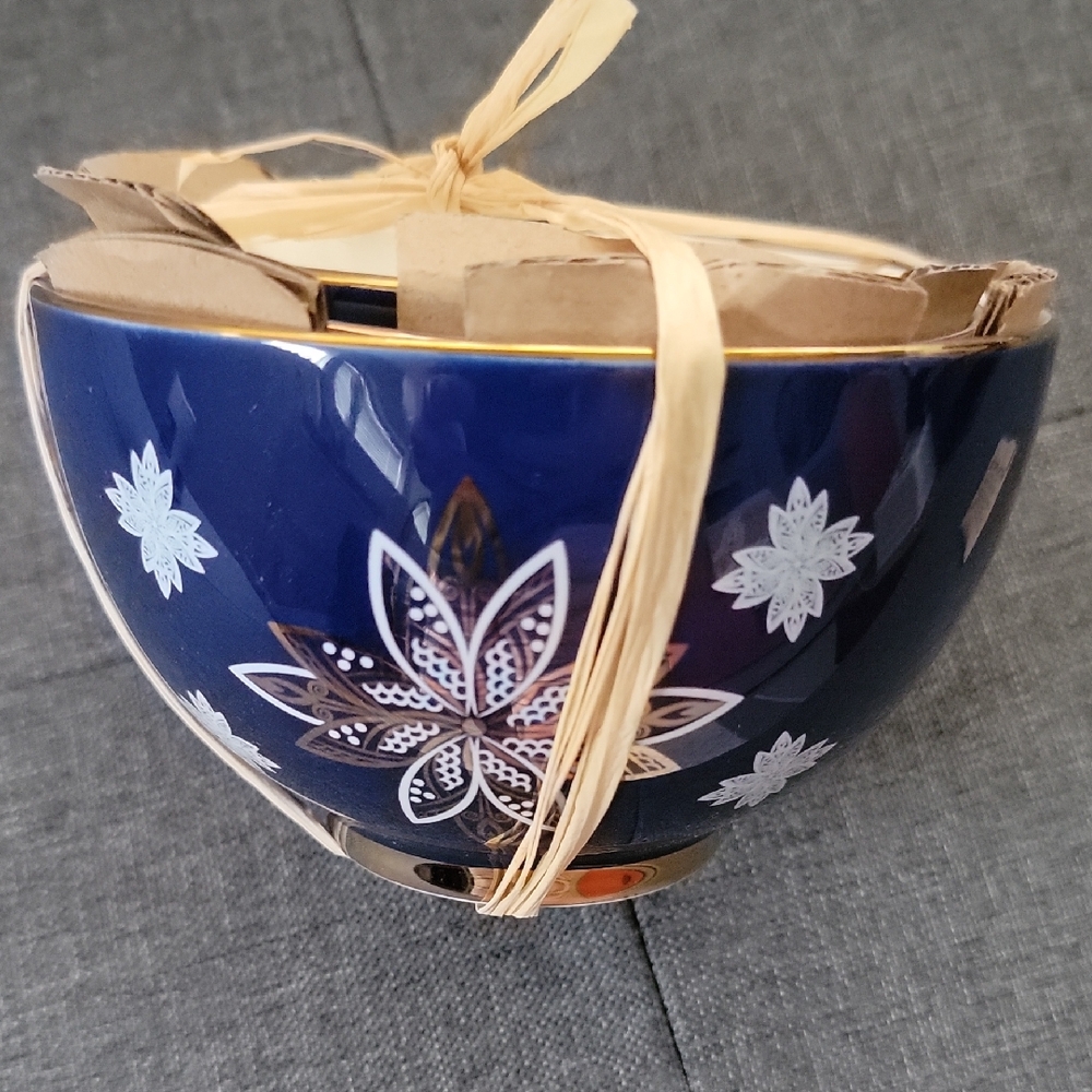 Blue Nesting Ceramic Bowls - Picture 2 of 5